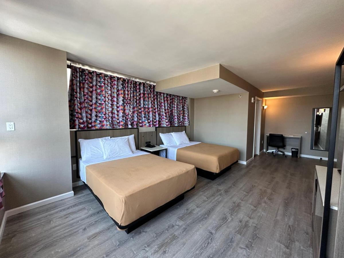 Regal Inn & Suites New York Laguardia Hotel Kültér fotó